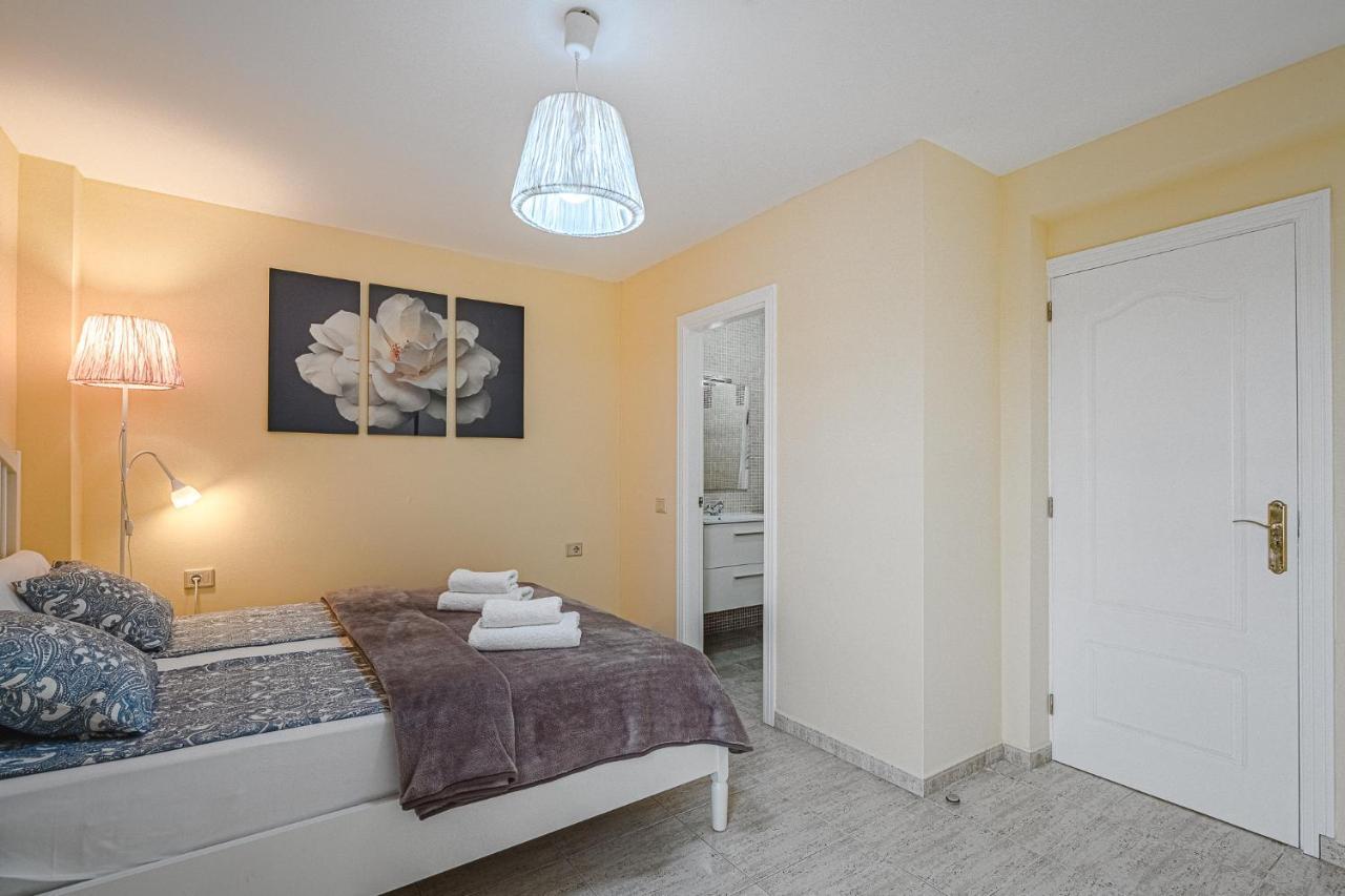 Yellow 3 Bedroom Large Apartment For 10 Guests Costa Adeje  Exterior foto