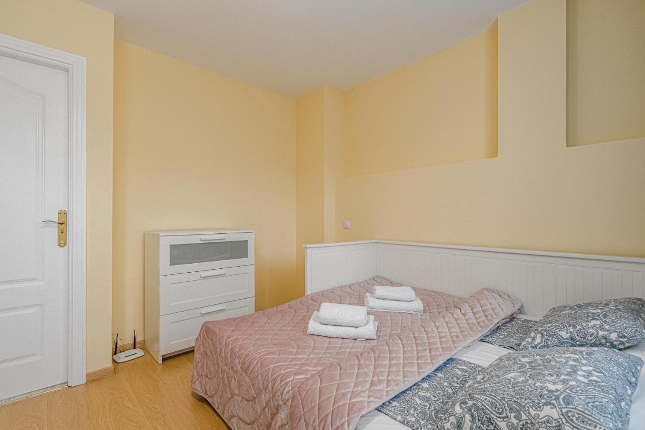 Yellow 3 Bedroom Large Apartment For 10 Guests Costa Adeje  Exterior foto