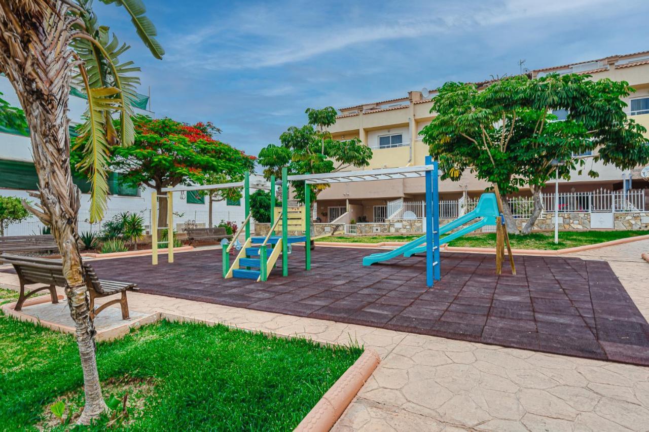 Yellow 3 Bedroom Large Apartment For 10 Guests Costa Adeje  Exterior foto
